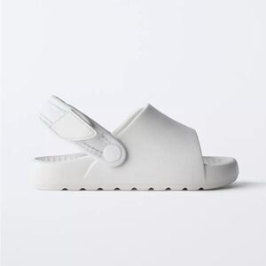 Zara RUBBER SLINGBACK SANDALS